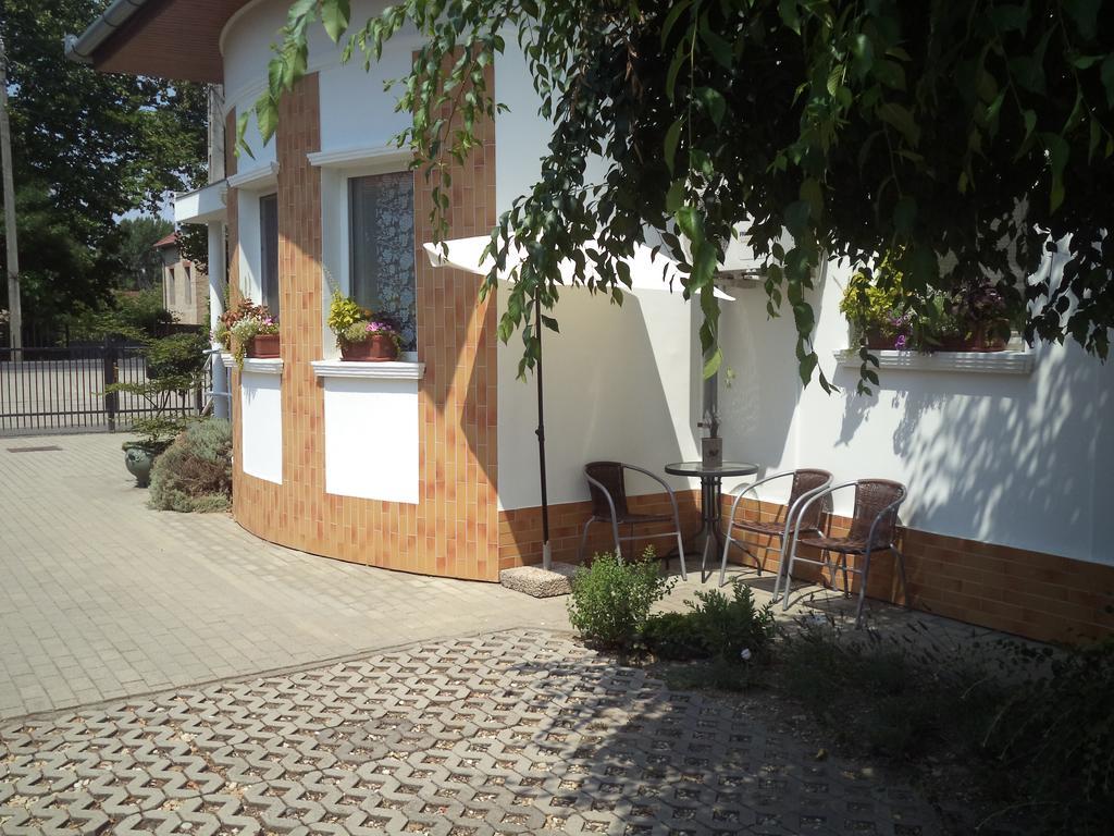 Ágnes Apartman Apartment Hódmezővásárhely Exterior foto